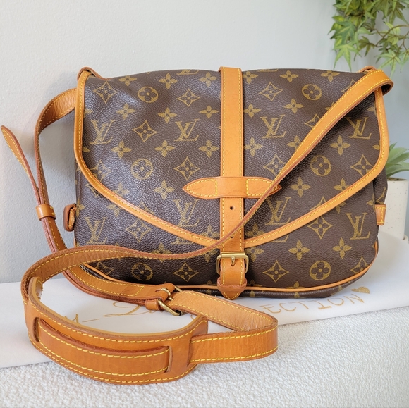 💕DISCONTINUED Very Rare Crossbody/Messenger Louis Vuitton Saumur 30 Monogram - Picture 1 of 16